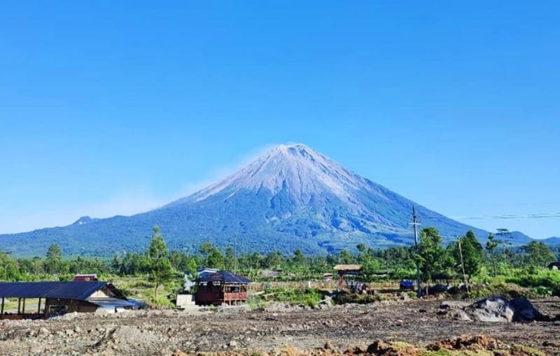 300 Warga Diungsikan Pascaerupsi, Gunung Semeru Naik Level Awas dan Penetapan Status Tanggap Darurat 7 Hari